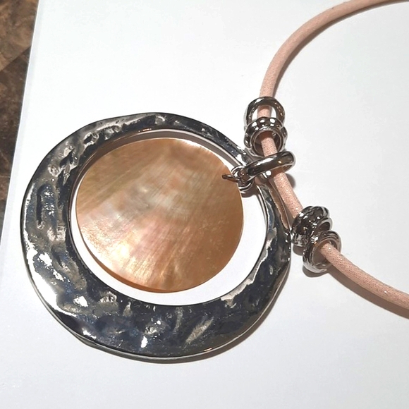 Chico's Shell Shine Statement Necklace NWT - Picture 2 of 11
